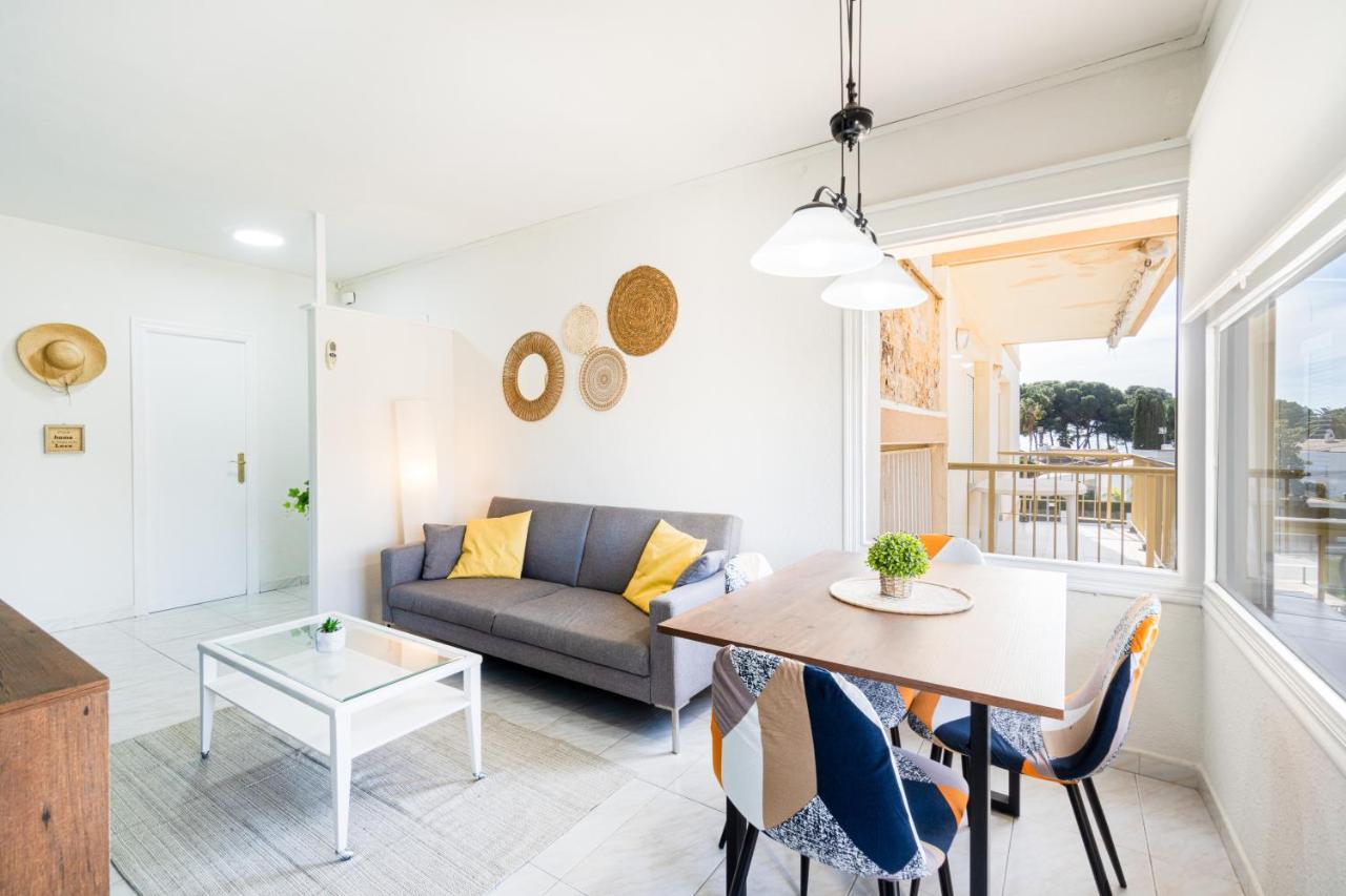 Coastal Paradise & Cozy Home With A 100M From The Beach! 坎布里尔斯 外观 照片