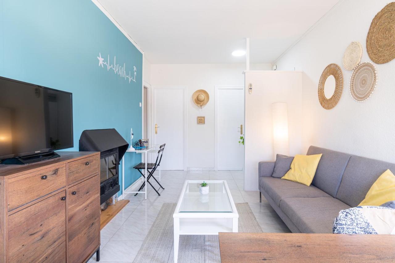 Coastal Paradise & Cozy Home With A 100M From The Beach! 坎布里尔斯 外观 照片