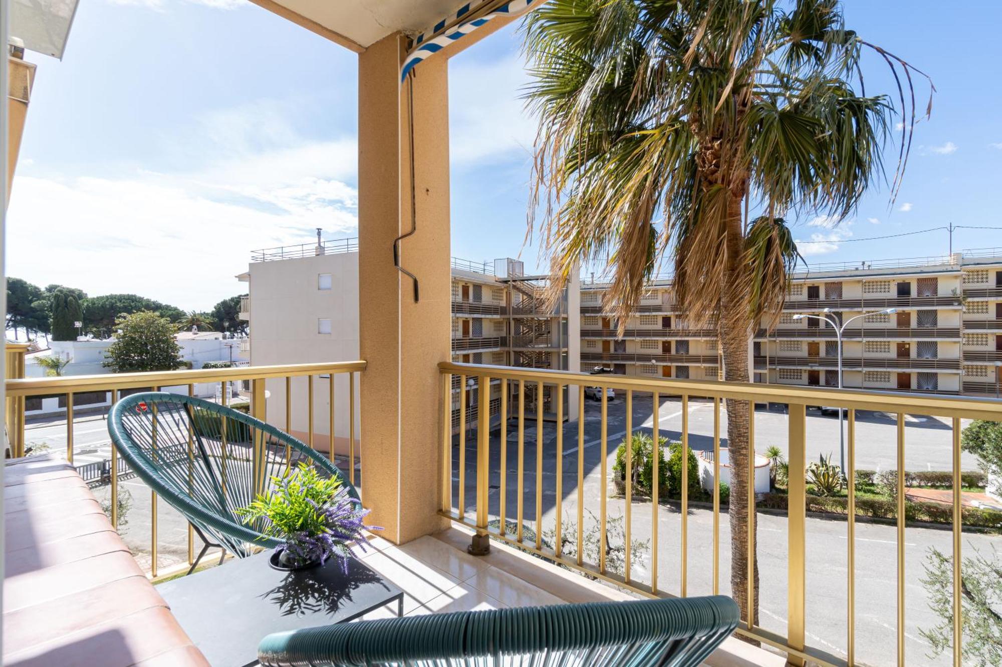 Coastal Paradise & Cozy Home With A 100M From The Beach! 坎布里尔斯 外观 照片